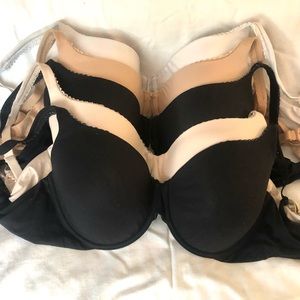 Victoria’s Secret- Body by Victoria 36DDD